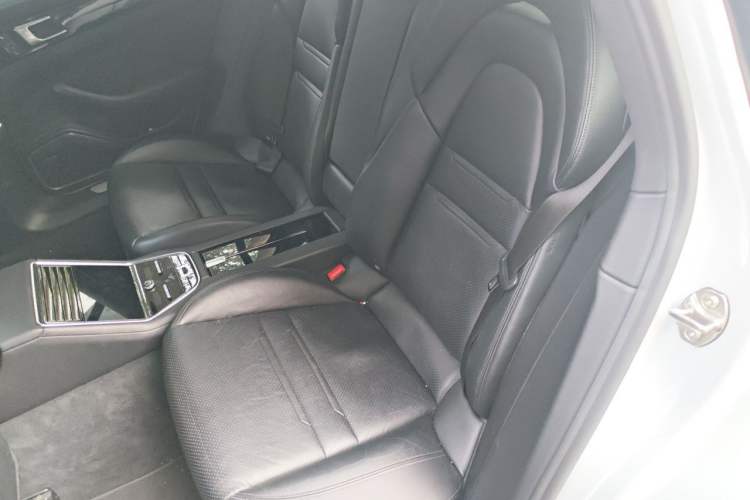 Used Porsche Panamera 2017 Panamera 3.0T Left Rear Seat