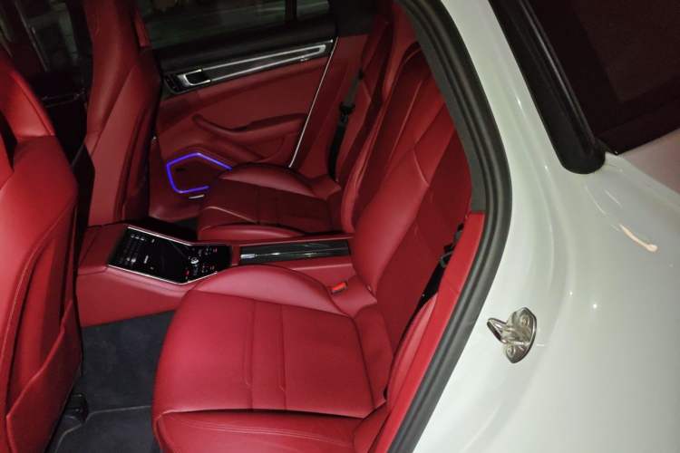 Used Porsche Panamera 2017 Panamera 3.0T Left Rear Seat