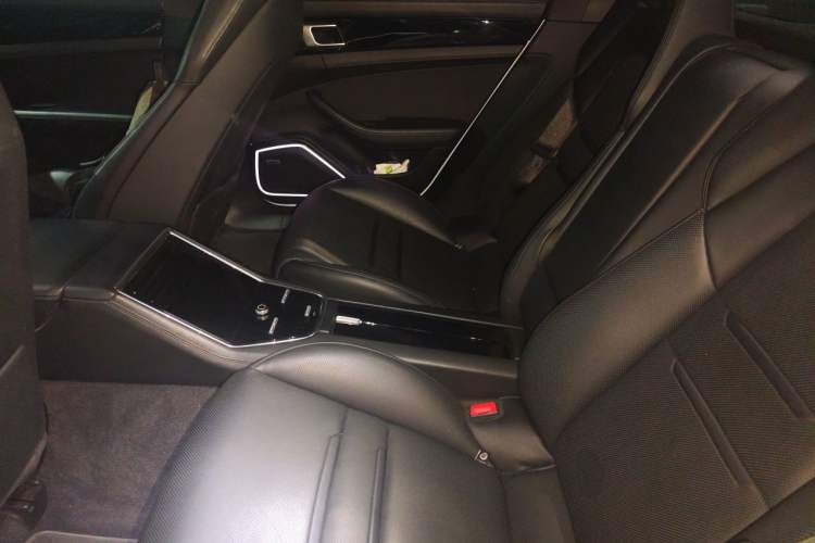 Used Porsche Panamera 2017 Panamera 3.0T Left Rear Seat