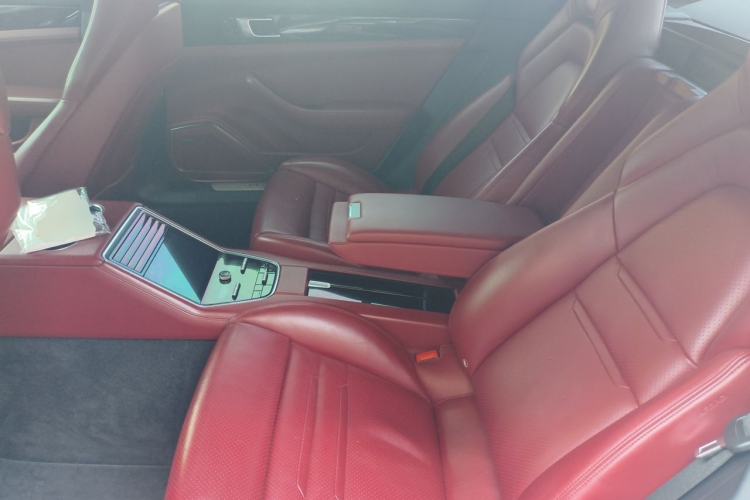 Used Porsche Panamera 2017 Panamera Executive Long Wheelbase 3.0T Left Rear Seat