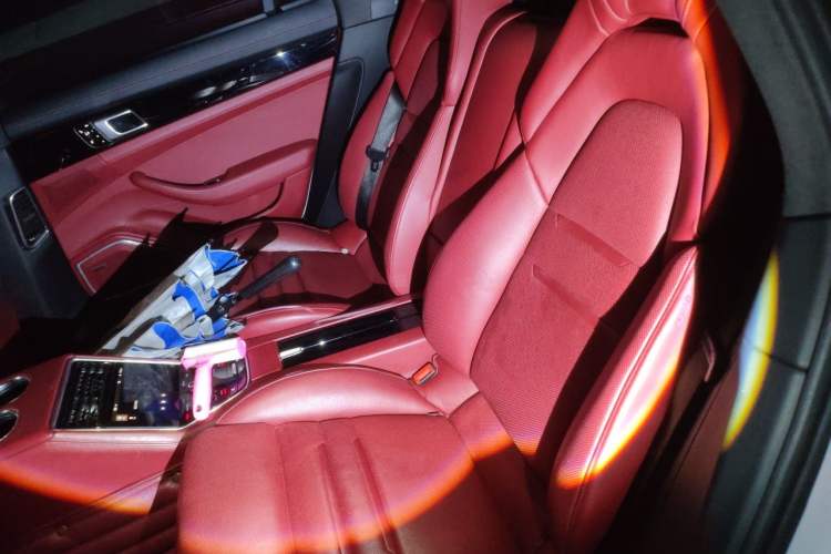 Used Porsche Panamera 2017 Panamera 4 Executive Long Wheelbase 3.0T Left Rear Seat