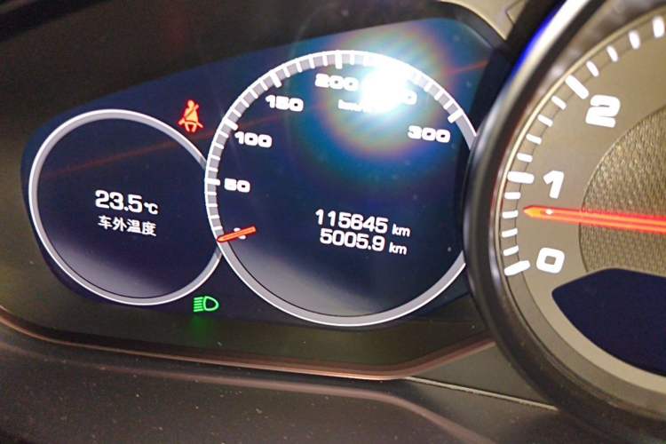 Used Porsche Panamera 2017 Panamera Executive Long Wheelbase 3.0T Odometer Close Up