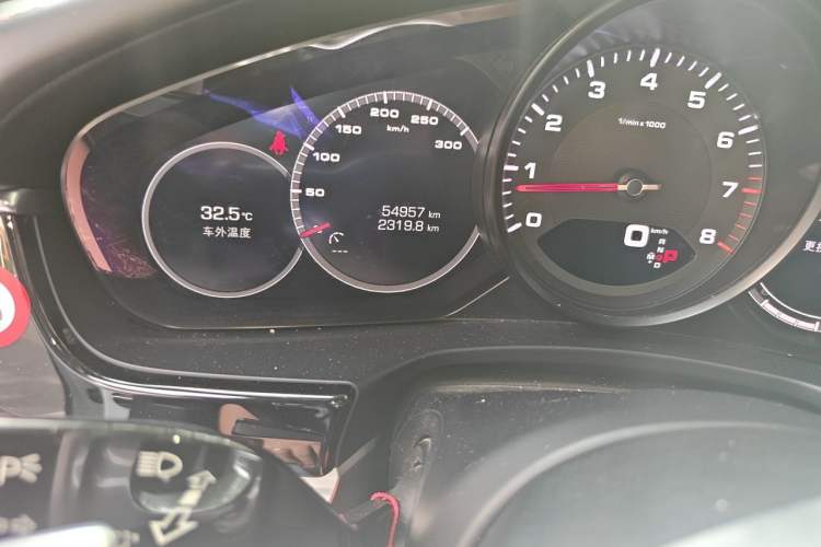 Used Porsche Panamera 2017 Panamera 4 Executive Long Wheelbase 3.0T Odometer Close Up