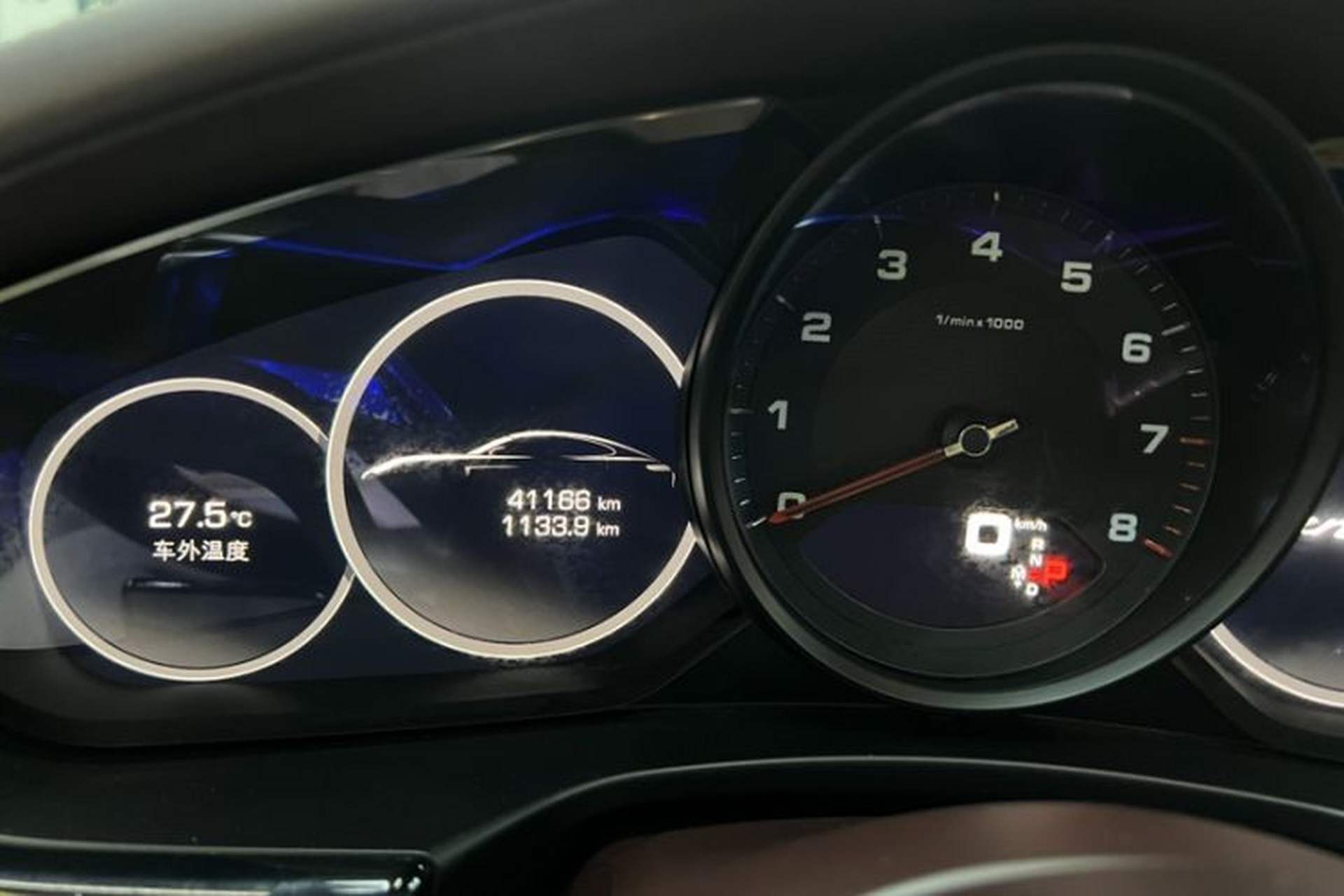 Used Porsche Panamera 2017 Panamera 3.0T Odometer Close Up