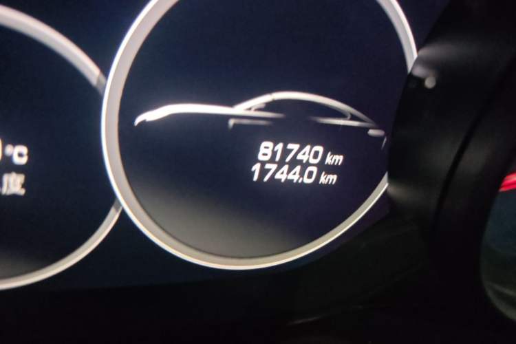 Used Porsche Panamera 2017 Panamera 4S 2.9T Odometer Close Up