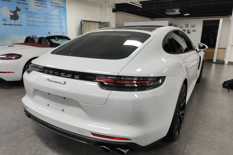 Used Porsche Panamera 2017 Panamera 3.0T Rear Right 45 Deg