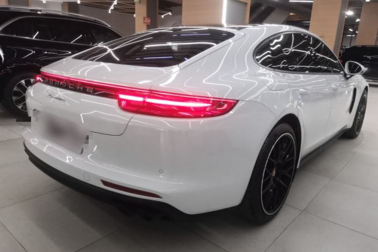 Used Porsche Panamera 2017 Panamera 3.0T Rear Right 45 Deg