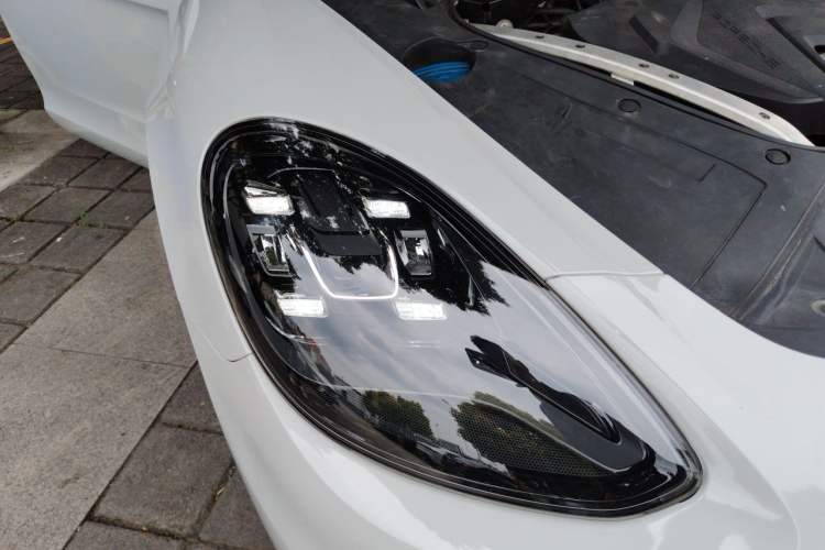 Used Porsche Panamera 2017 Panamera Executive Long Wheelbase 3.0T Right Front Headlight