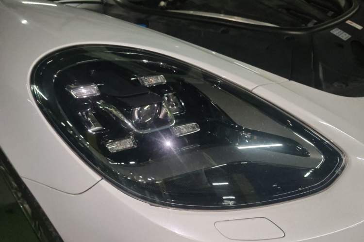 Used Porsche Panamera 2017 Panamera 4S 2.9T Right Front Headlight