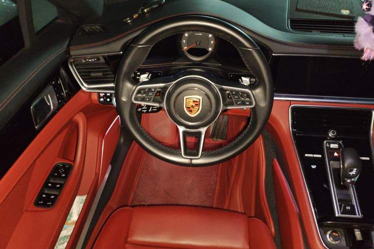 Used Porsche Panamera 2017 Panamera 3.0T Steering Wheel
