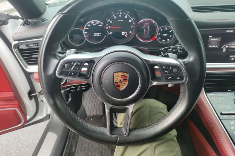 Used Porsche Panamera 2017 Panamera Executive Long Wheelbase 3.0T Steering Wheel