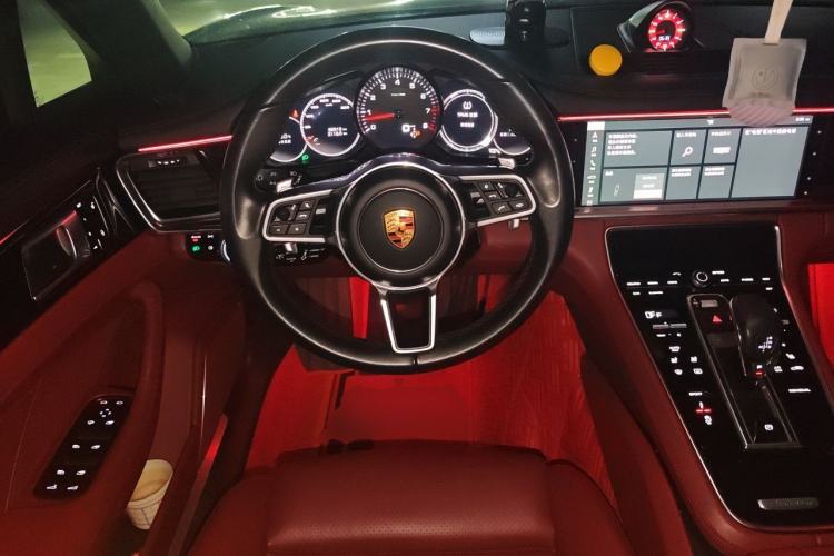 Used Porsche Panamera 2017 Panamera 3.0T Steering Wheel