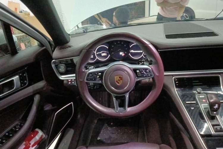 Used Porsche Panamera 2017 Panamera Executive Long Wheelbase 3.0T Steering Wheel