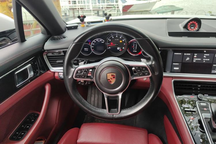 Used Porsche Panamera 2017 Panamera 3.0T Steering Wheel