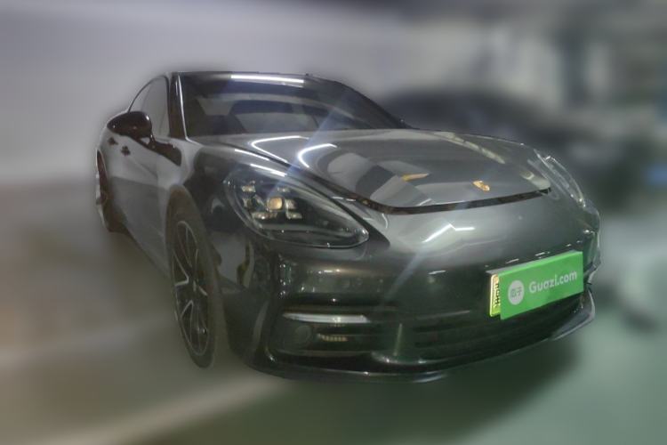 Used Porsche Panamera 2018 Panamera 4 E-Hybrid 2.9T Front Right 45 Deg