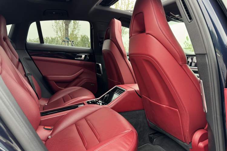 Used Porsche Panamera 2018 Panamera 4 E-Hybrid 2.9T Interior 8