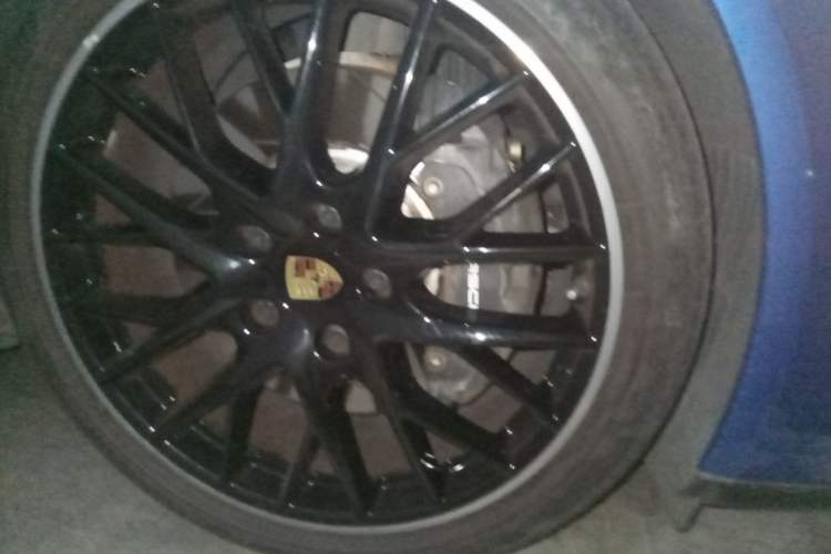 Used Porsche Panamera 2018 Panamera 4 E-Hybrid 2.9T Right Front Wheel Hub