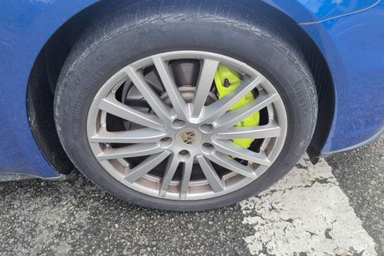 Used Porsche Panamera 2018 Panamera 4 E-Hybrid 2.9T Right Front Wheel Hub