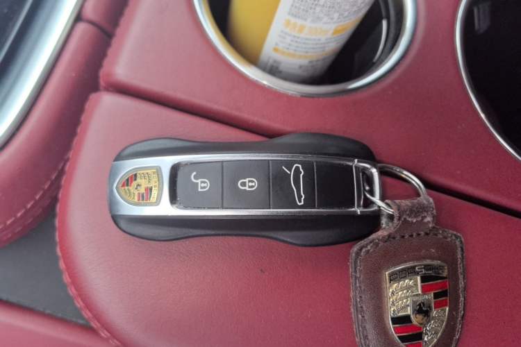 Used Porsche Panamera 2018 Panamera 4 E-Hybrid 2.9T Vehicle Key