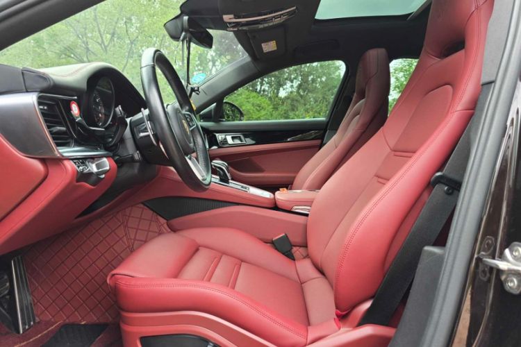 Used Porsche Panamera 2018 Panamera 4 E-Hybrid 2.9T Interior 6