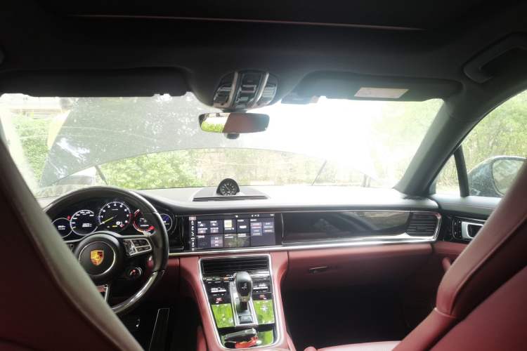 Used Porsche Panamera 2018 Panamera 4 E-Hybrid 2.9T Headliner