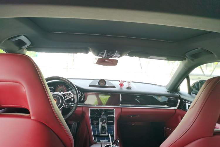 Used Porsche Panamera 2018 Panamera 4 E-Hybrid 2.9T Headliner