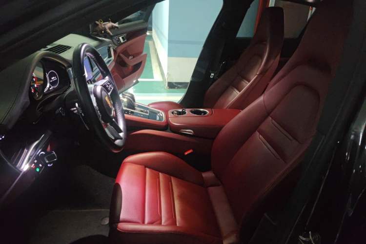 Used Porsche Panamera 2018 Panamera 4 E-Hybrid 2.9T Left Front Seat