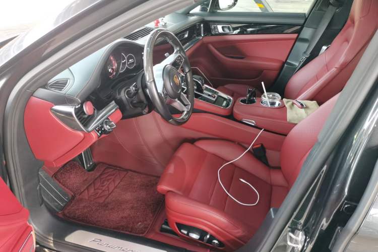 Used Porsche Panamera 2018 Panamera 4 E-Hybrid 2.9T Left Front Seat