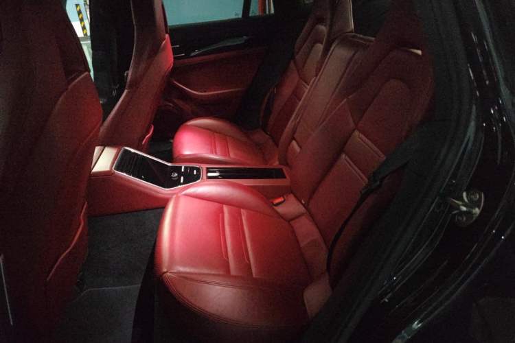 Used Porsche Panamera 2018 Panamera 4 E-Hybrid 2.9T Left Rear Seat