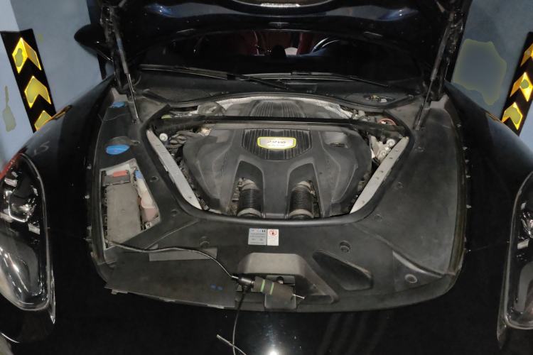 Used Porsche Panamera 2018 Panamera 4 E-Hybrid 2.9T Engine Bay
