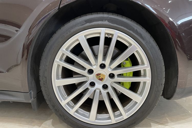 Used Porsche Panamera 2018 Panamera 4 E-Hybrid 2.9T Exterior 4
