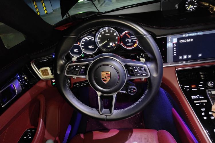 Used Porsche Panamera 2018 Panamera 4 E-Hybrid 2.9T Steering Wheel