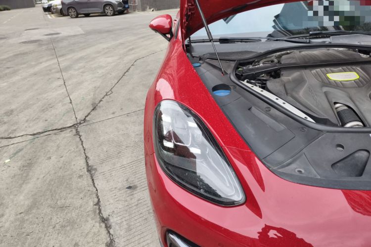 Used Porsche Panamera 2018 Panamera 4 E-Hybrid 2.9T Engine Bay Right