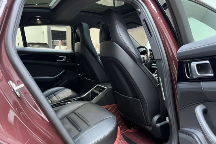 Used Porsche Panamera 2018 Panamera 4 E-Hybrid 2.9T Interior 1