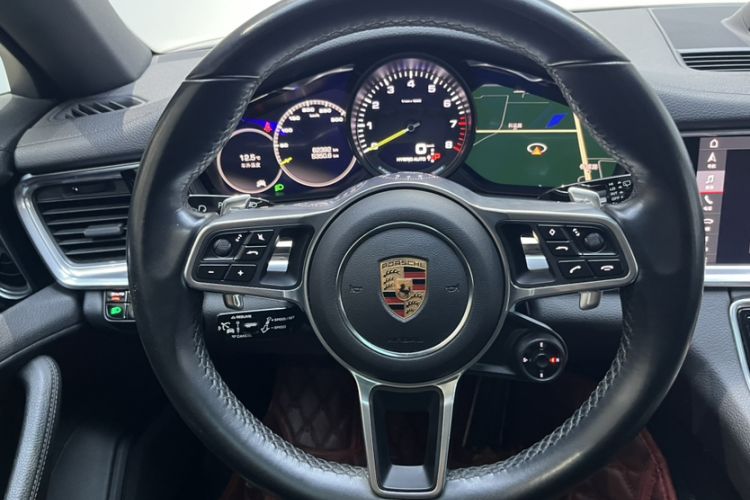 Used Porsche Panamera 2018 Panamera 4 E-Hybrid 2.9T Interior 3