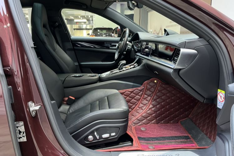 Used Porsche Panamera 2018 Panamera 4 E-Hybrid 2.9T Interior 7