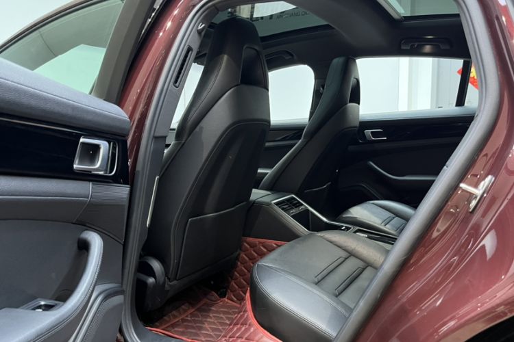 Used Porsche Panamera 2018 Panamera 4 E-Hybrid 2.9T Interior 9