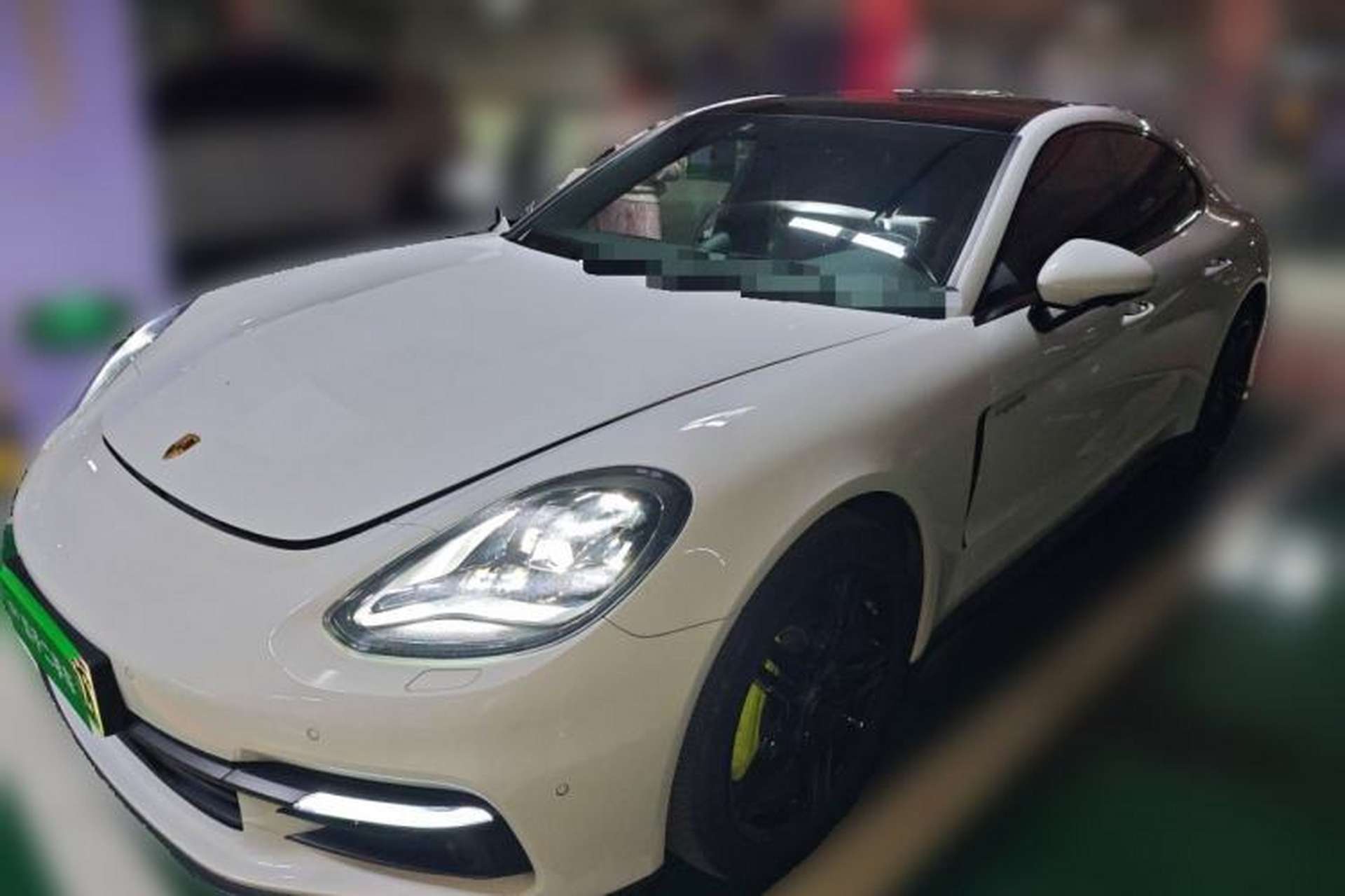 Used Porsche Panamera 2018 Panamera 4 E-Hybrid 2.9T Front Left 45 Deg