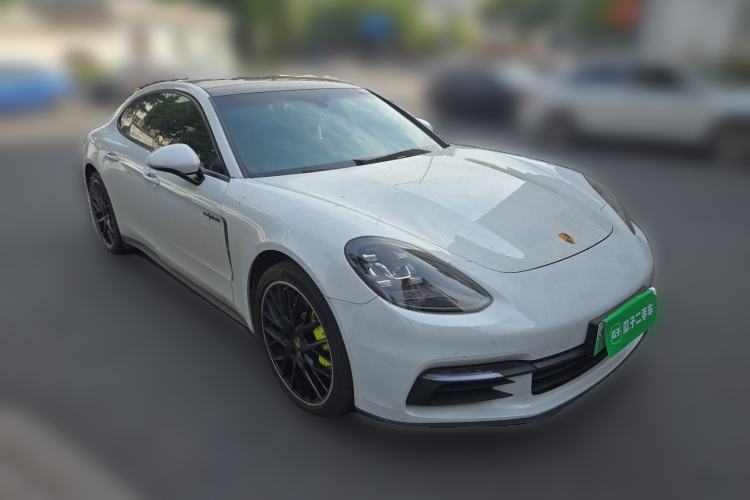 Used Porsche Panamera 2018 Panamera 4 E-Hybrid 2.9T Front Right 45 Deg