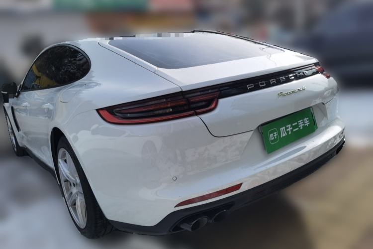 Used Porsche Panamera 2018 Panamera 4 E-Hybrid 2.9T Rear Left 45 Deg