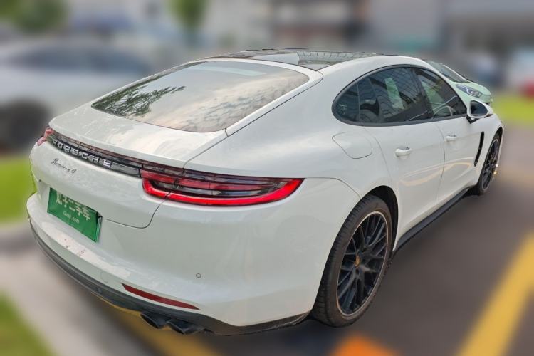 Used Porsche Panamera 2018 Panamera 4 E-Hybrid 2.9T Rear Right 45 Deg