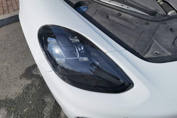 Used Porsche Panamera 2018 Panamera 4 E-Hybrid 2.9T Right Front Headlight