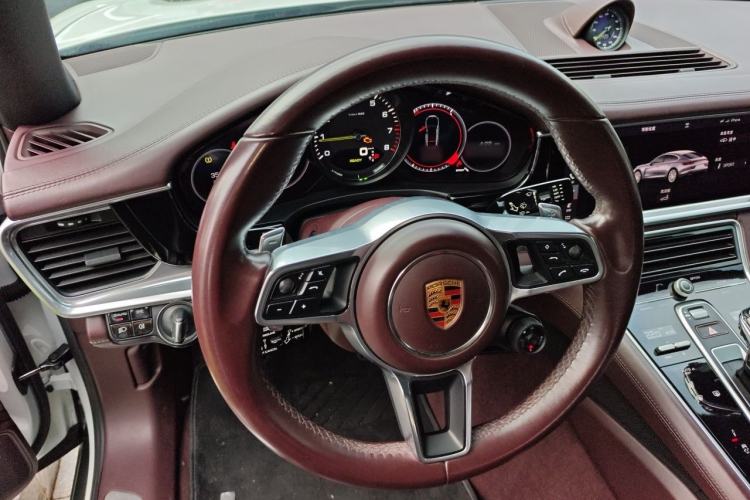 Used Porsche Panamera 2018 Panamera 4 E-Hybrid 2.9T Steering Wheel