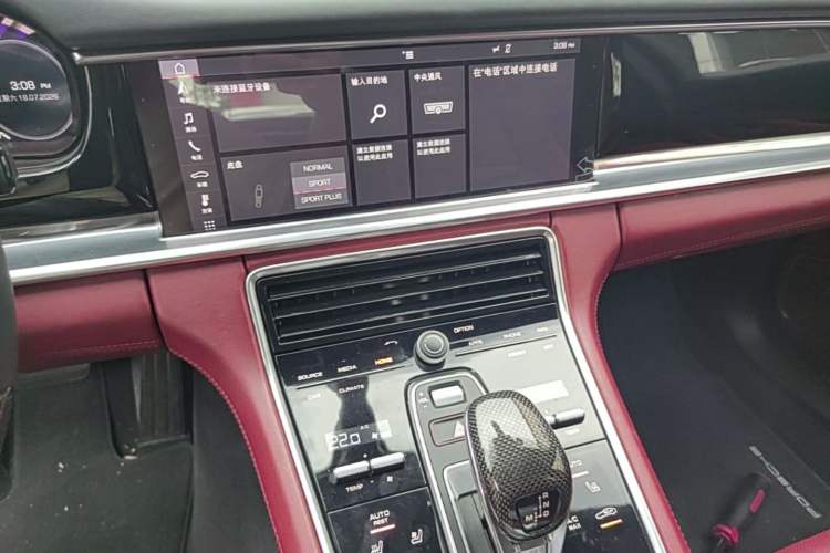 Used Porsche Panamera 2019 Panamera Executive Long Wheelbase 2.9T Audio And AC Panel