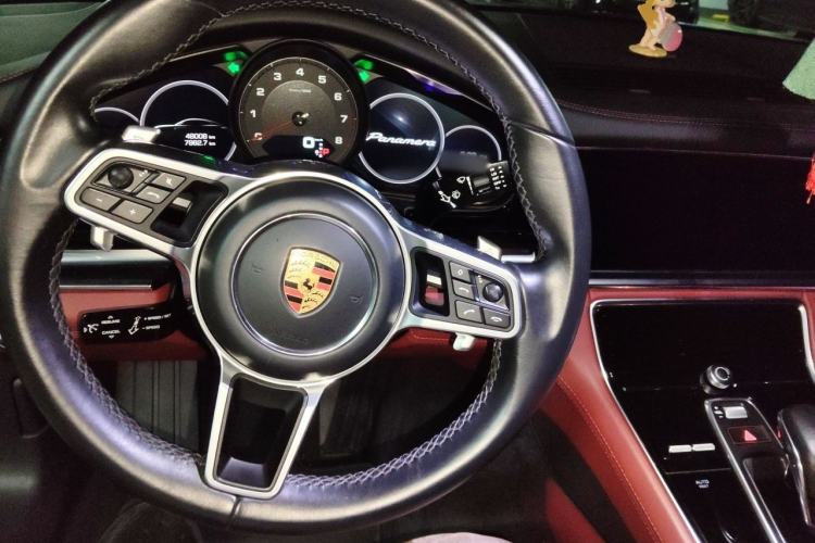 Used Porsche Panamera 2019 Panamera 2.9T Center Console