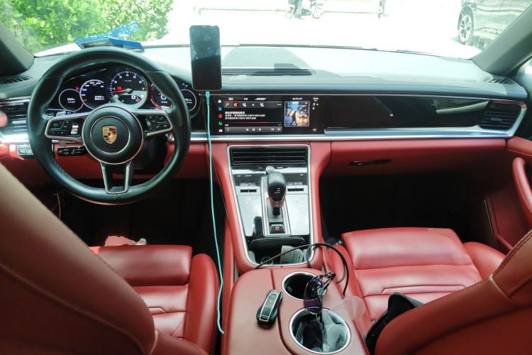 Used Porsche Panamera 2019 Panamera 2.9T Center Console