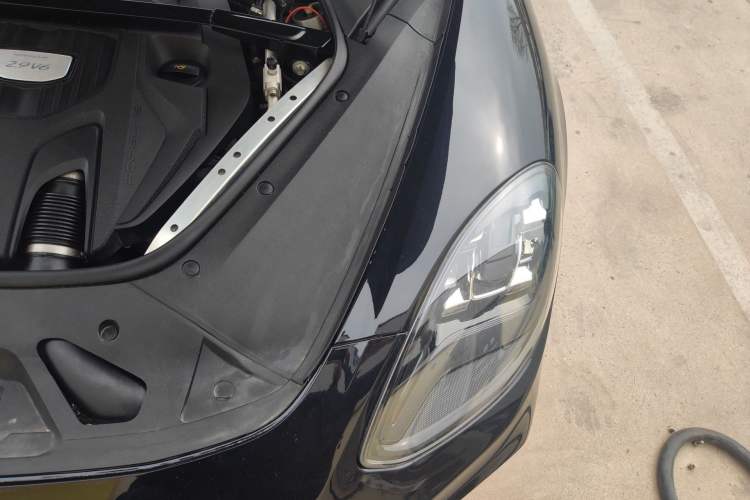 Used Porsche Panamera 2019 Panamera Executive Long Wheelbase 2.9T Engine Bay Left