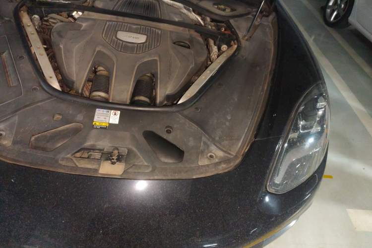 Used Porsche Panamera 2019 Panamera 4 Executive Long Wheelbase 2.9T Engine Bay Left