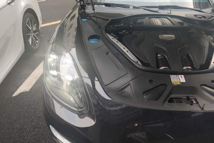 Used Porsche Panamera 2019 Panamera 4 Executive Long Wheelbase 2.9T Engine Bay Right