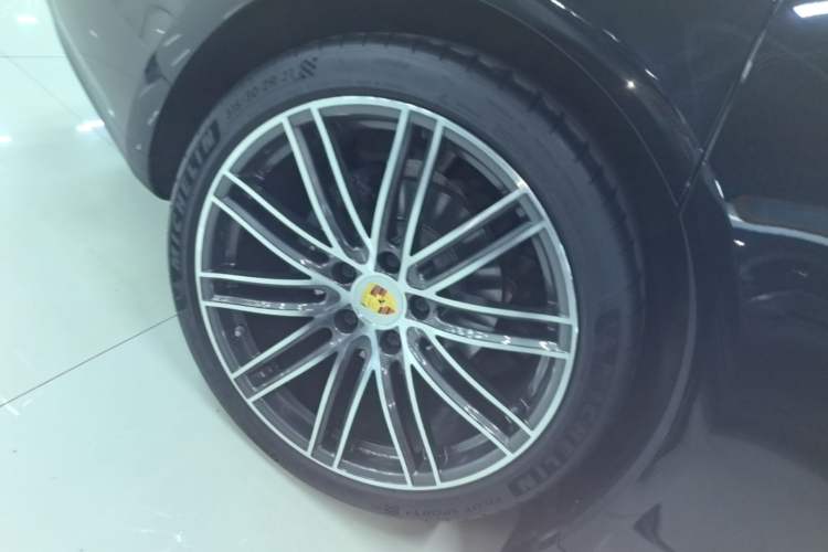 Used Porsche Panamera 2019 Panamera 2.9T Exterior 5